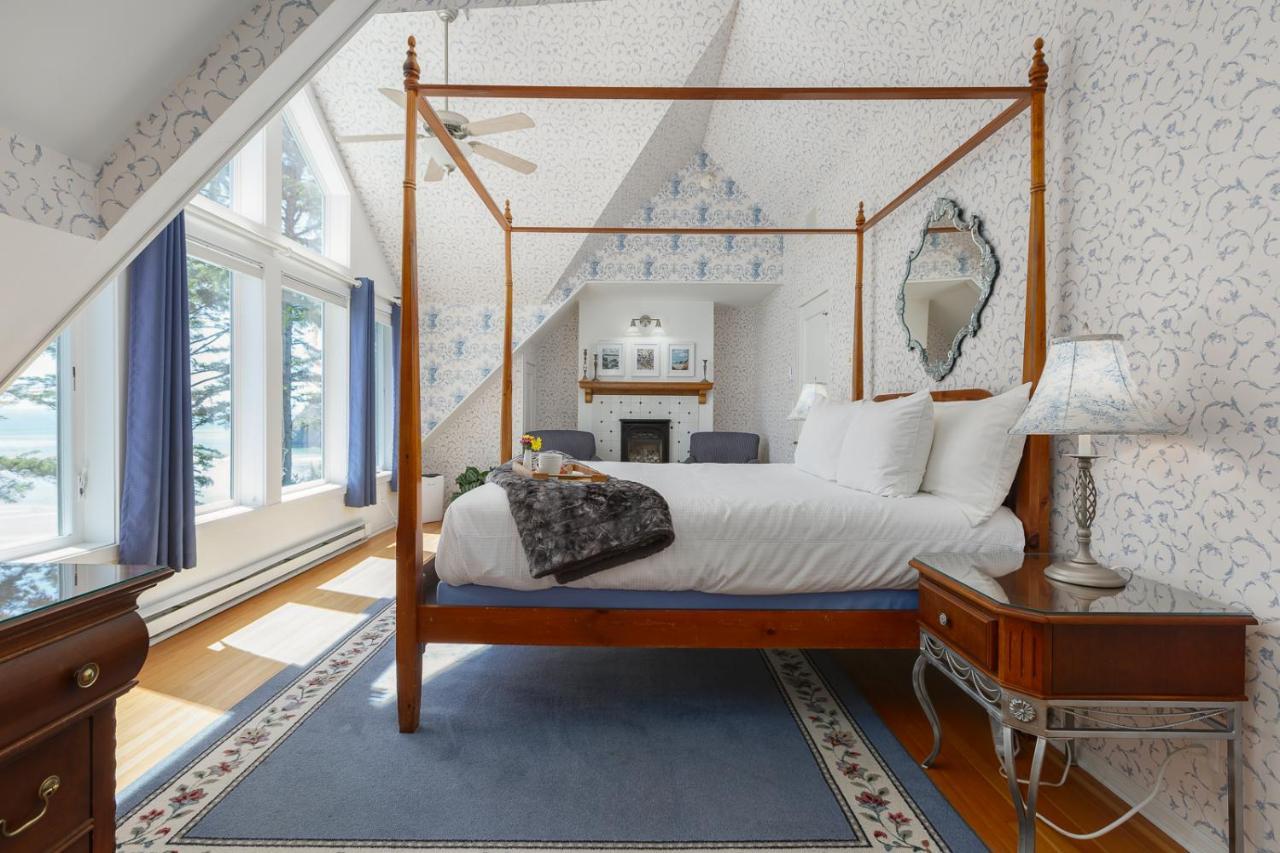 Ocean House Hotel 3*